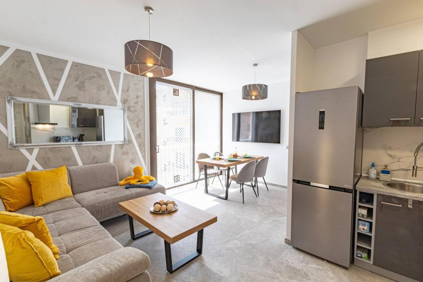 Live Like A Local By Dream Homes Tenerife *